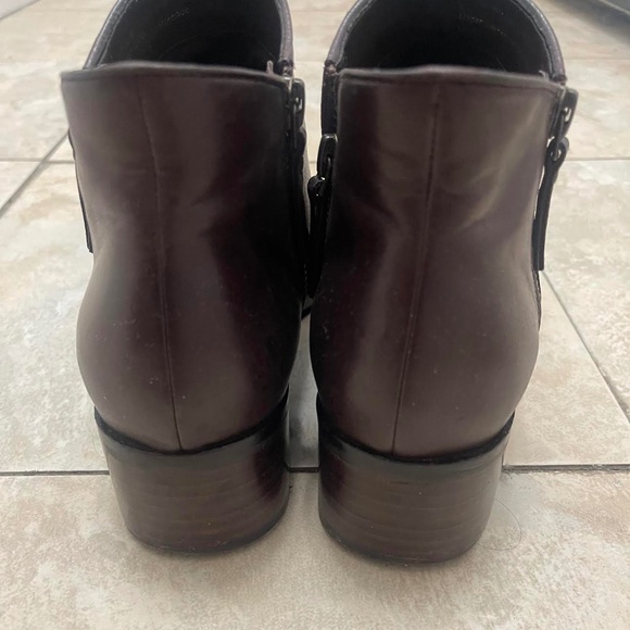 Cole Haan Women’s Hayes Flat Ankle Bootie in dark brown 9.5 - Picture 7 of 10